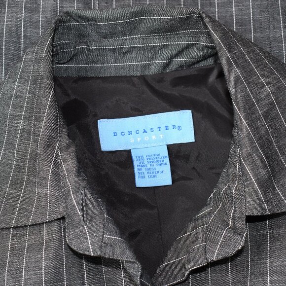 Doncaster Sport Dress - Picture 3 of 3